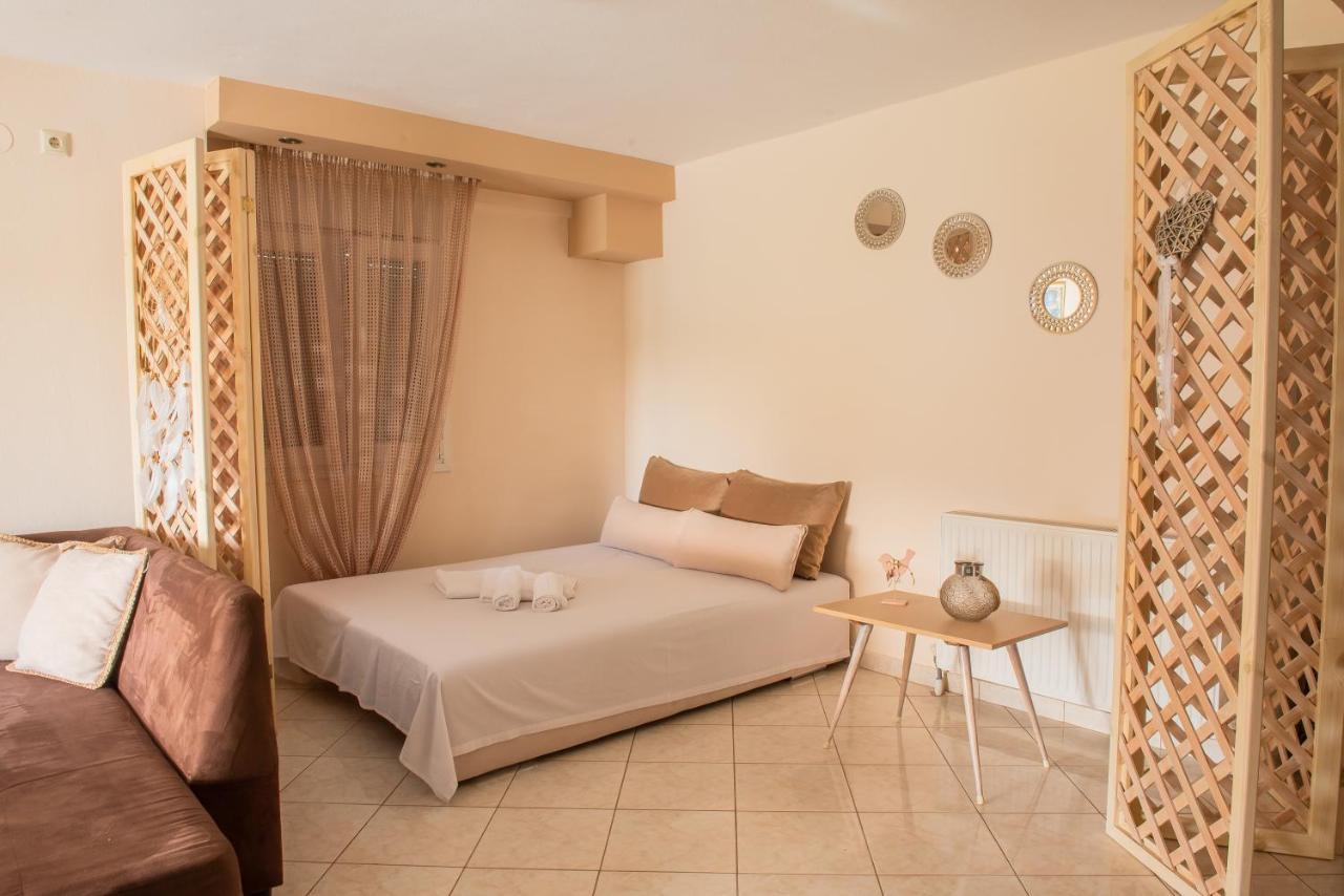 Garden Suite Néa Péramos Extérieur photo