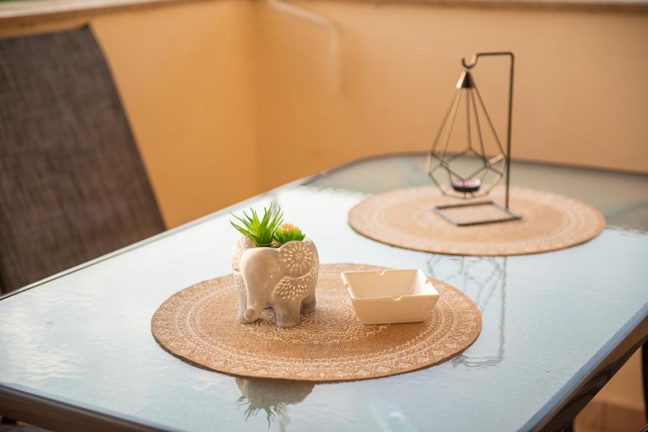 Garden Suite Néa Péramos Extérieur photo